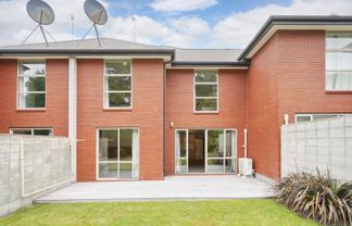 17D Athol Terrace, Ilam