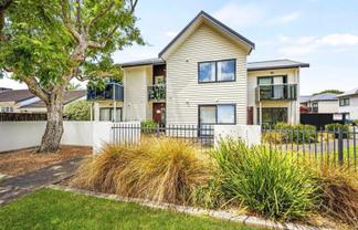 Auckland - Address withheld