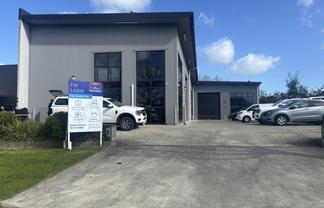 Tauriko unit with mezzanine, Move in October