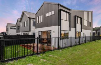8 Lamont Street, Milldale