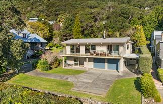 35 Mount Avenue, Pauanui
