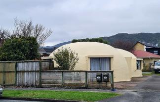 40 Hall Crescent, Epuni