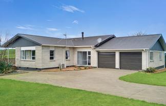 131 Tiromoana Road, Eltham