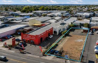 1,002m² Car Yard with Excellent Profile