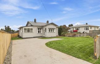 77 Cornfoot Street, Castlecliff