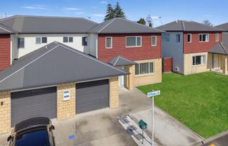 6 Rose Lane, Huntington