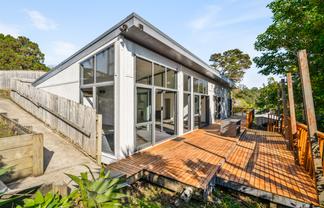 19B Stillwater Crescent, Stillwater