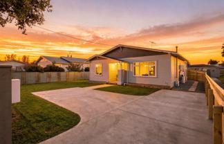 14 Moore Avenue, Tawhero