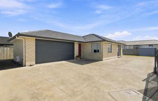 18 Simon Street, Tawhero
