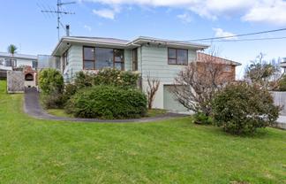 336 Whangaparaoa Road, Stanmore Bay