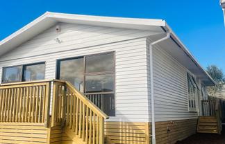 13 Chatsworth Crescent, Pakuranga Heights