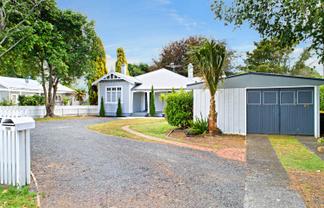 67 Beach Road, Pahurehure