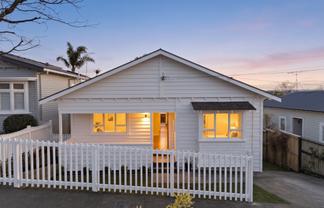 42 Warwick Avenue, Westmere