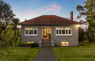 189 Godley Road, Titirangi