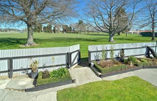 505 Poplar Place, Akina