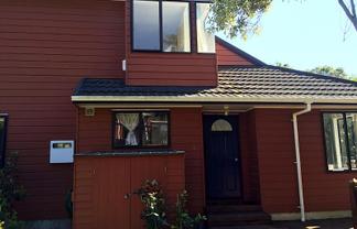 2/7 Sheridan Terrace, Johnsonville