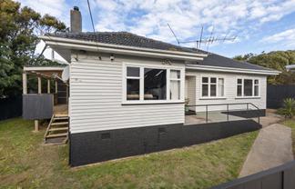 40 Middleton Road, Johnsonville
