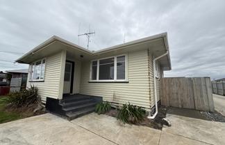 Manawatu / Whanganui - Address withheld