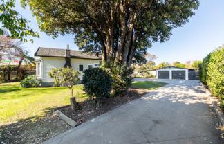 161 Main Road, Clive