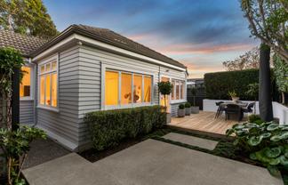 8 Taiere Terrace, Onehunga