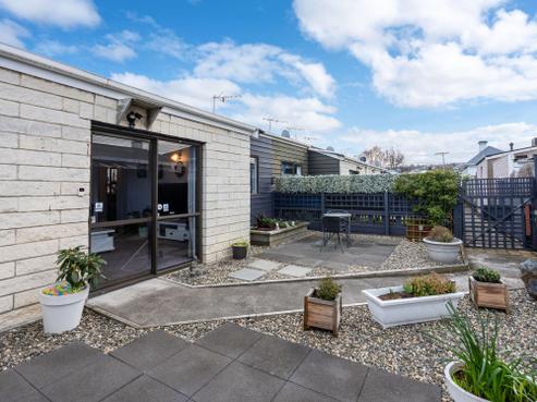 123F Macandrew Road, South Dunedin
