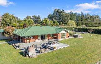 724 Loburn Whiterock Road, Loburn