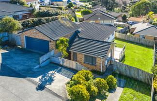 100 George Deane Place, Greenhithe