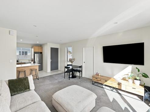 97B Veitches Road, Casebrook