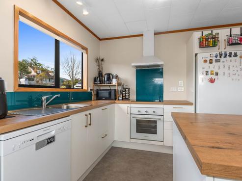 70B West View Crescent, Onerahi