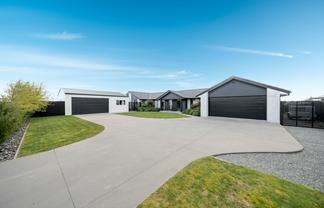 9 Pegasus Place, Seaward Bush