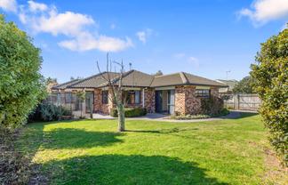 14 Olympus Grove, Papamoa