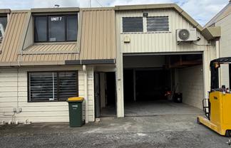 171sqm Warehouse + Office | Markedo Place