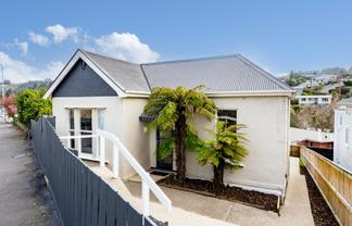 74 Kaikorai Valley Road, Kaikorai