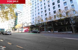 MUST SELL - VENDOR BLEEDING Queen St Retail