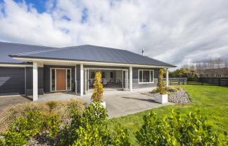 75 Reid Line West, Feilding