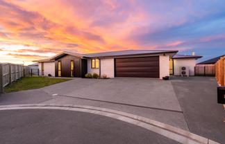 8 Gemstone Place, Rolleston