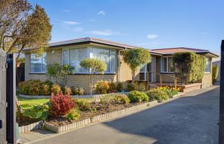 35 Woodgrove Avenue, North New Brighton