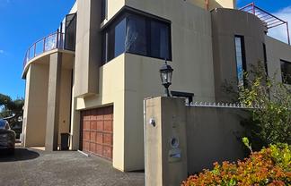1/126 Clovelly Road, Bucklands Beach