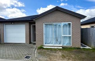 61B Settlement Road, Papakura
