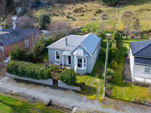 17 Whitehaven Street, Lawrence