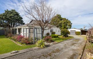 124 Fitzherbert Street, Featherston