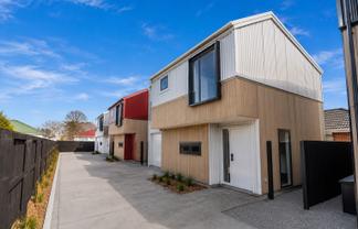 2/35 Hare Street, Ilam