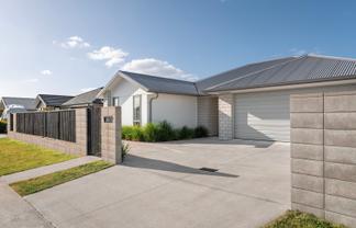 203 Te Okuroa Drive, Papamoa