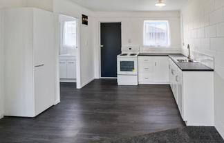 8/10 Hutton Street, Otahuhu