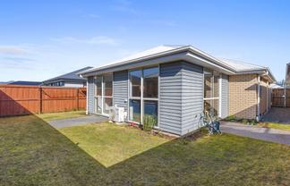 51 Sholto Duncan Crescent, HALSWELL