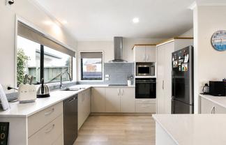 11A Tay Street, Mount Maunganui