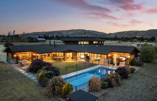 126 Pearson Road, Cromwell