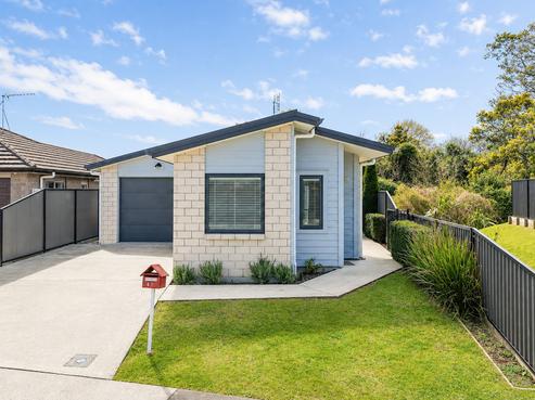 41 Stan Heather Drive, Deanwell
