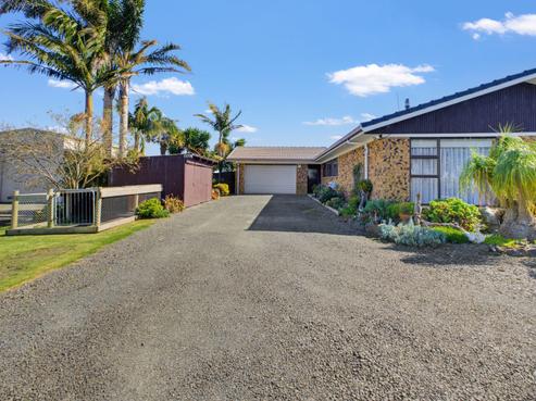 242 Baylys Coast Road, Dargaville