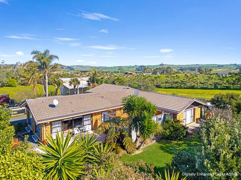 242 Baylys Coast Road, Dargaville